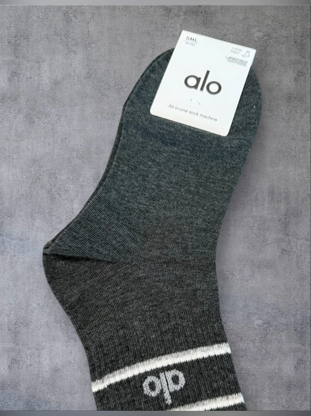 ALO Yoga Low-Cut Stripe Logo Socks - Cream, Light Gray, Black, White, Dark Gray